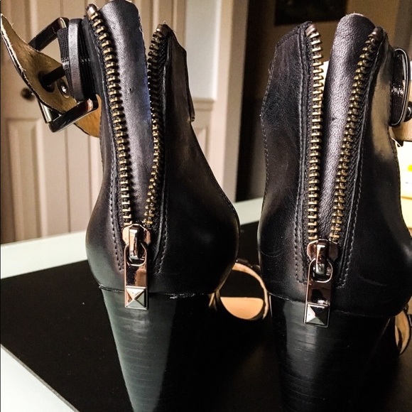 SOLD🖤Michael Kors BLACK wedge shoes - Picture 5 of 5